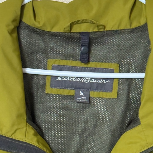Eddie Bauer Weatheredge Rain Jacket - Picture 2 of 4
